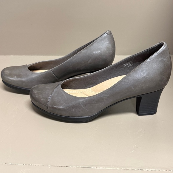 Earth Shoes - EARTH Tamarack Pewter Women's Pumps, 10, EUC, Office Wear, Classic, Elegant